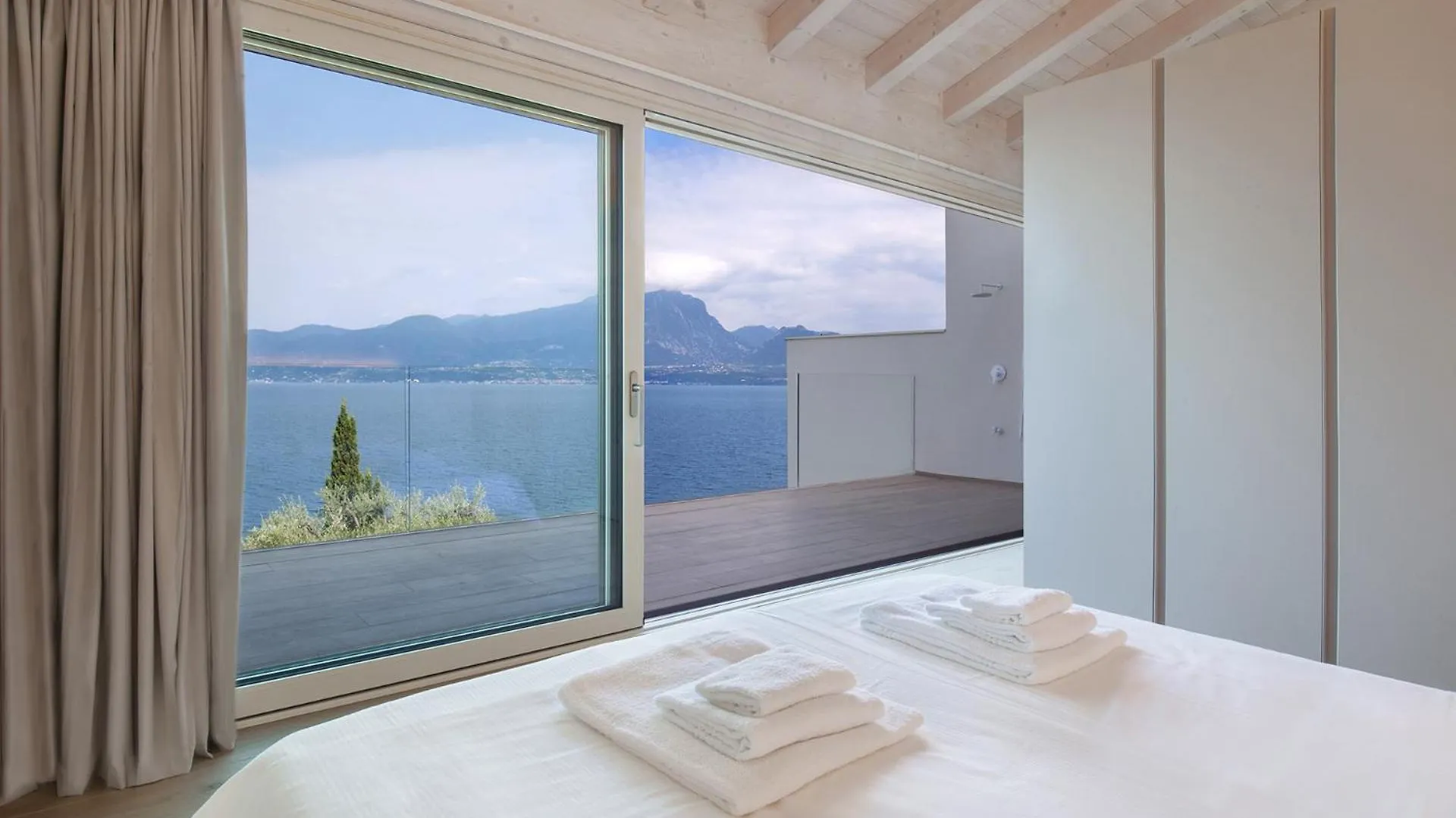 Casa Wally-Vista Spettacolare Torri Del Benaco Italy