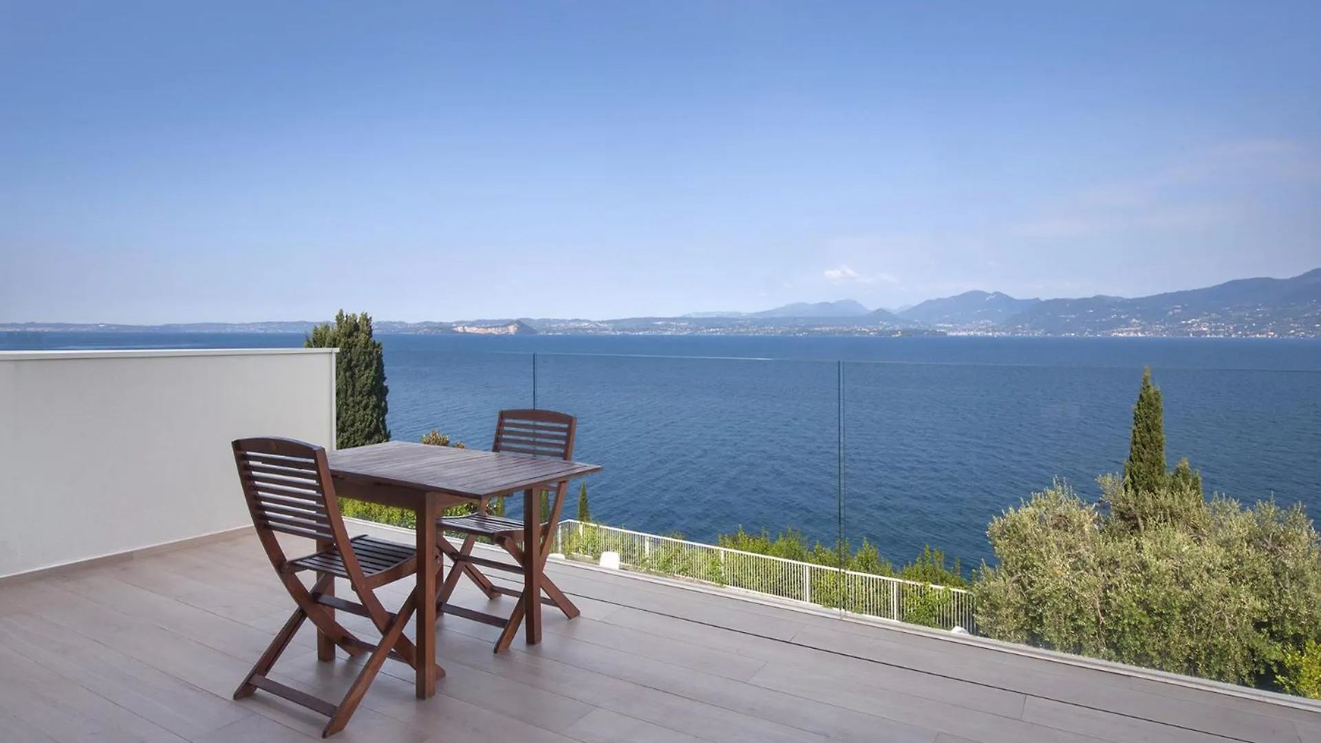 Apartment Casa Wally-Vista Spettacolare Torri Del Benaco Italy